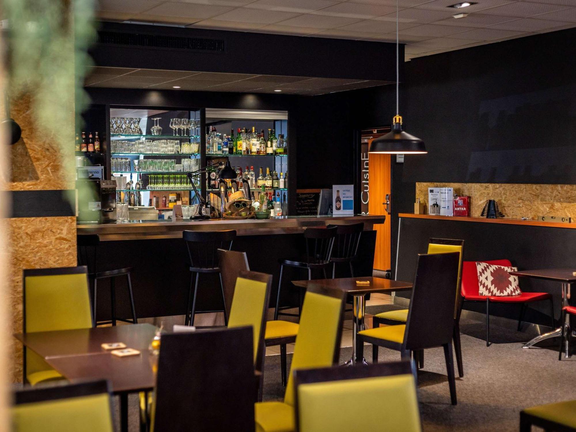 Novotel Mulhouse Bale Fribourg Sausheim Esterno foto