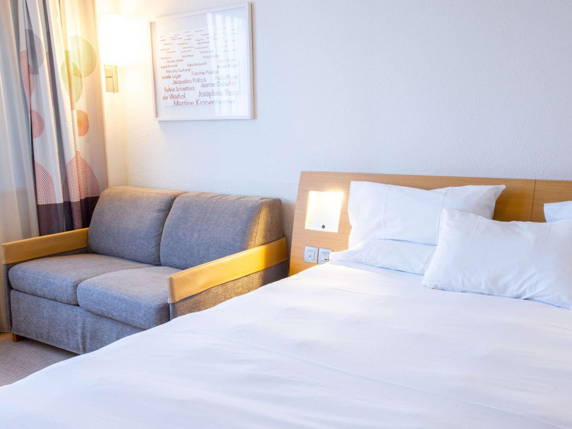 Novotel Mulhouse Bale Fribourg Sausheim Esterno foto